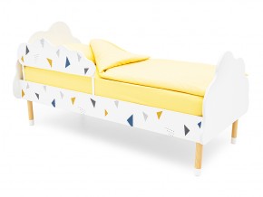 Кровать Stumpa Облако с бортиком рисунок Треугольники желтый, синий в Юрюзани - yuryuzan.mebel74.com | фото