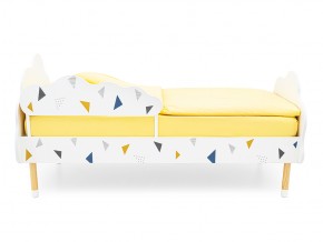 Кровать Stumpa Облако с бортиком рисунок Треугольники желтый, синий в Юрюзани - yuryuzan.mebel74.com | фото 3